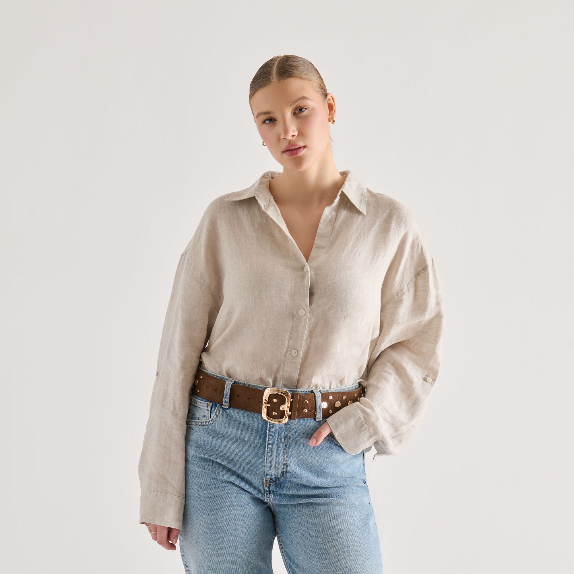 DOLCEVITA-BELTS_STUDDEDBROWNGOLDMAHOGANYSUEDE_01-1.jpg