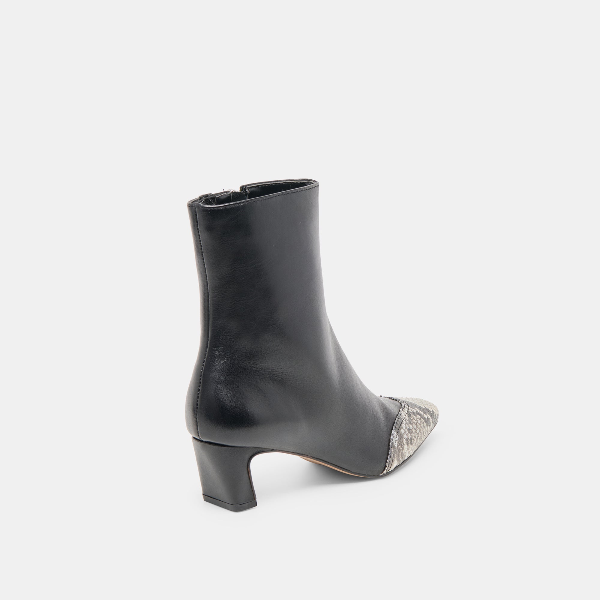 DOLCEVITA-BOOTS_ANIKA_BLACKMULTILEATHER-03_034aa7e3-900d-4691-9738-e481a0a3073e.jpg