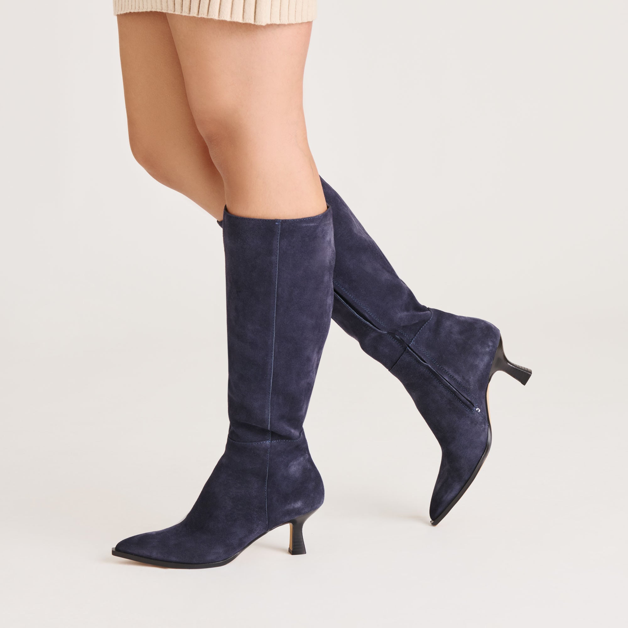 DOLCEVITA-BOOTS_AUGGIE_NAVYSUEDE_2.jpg