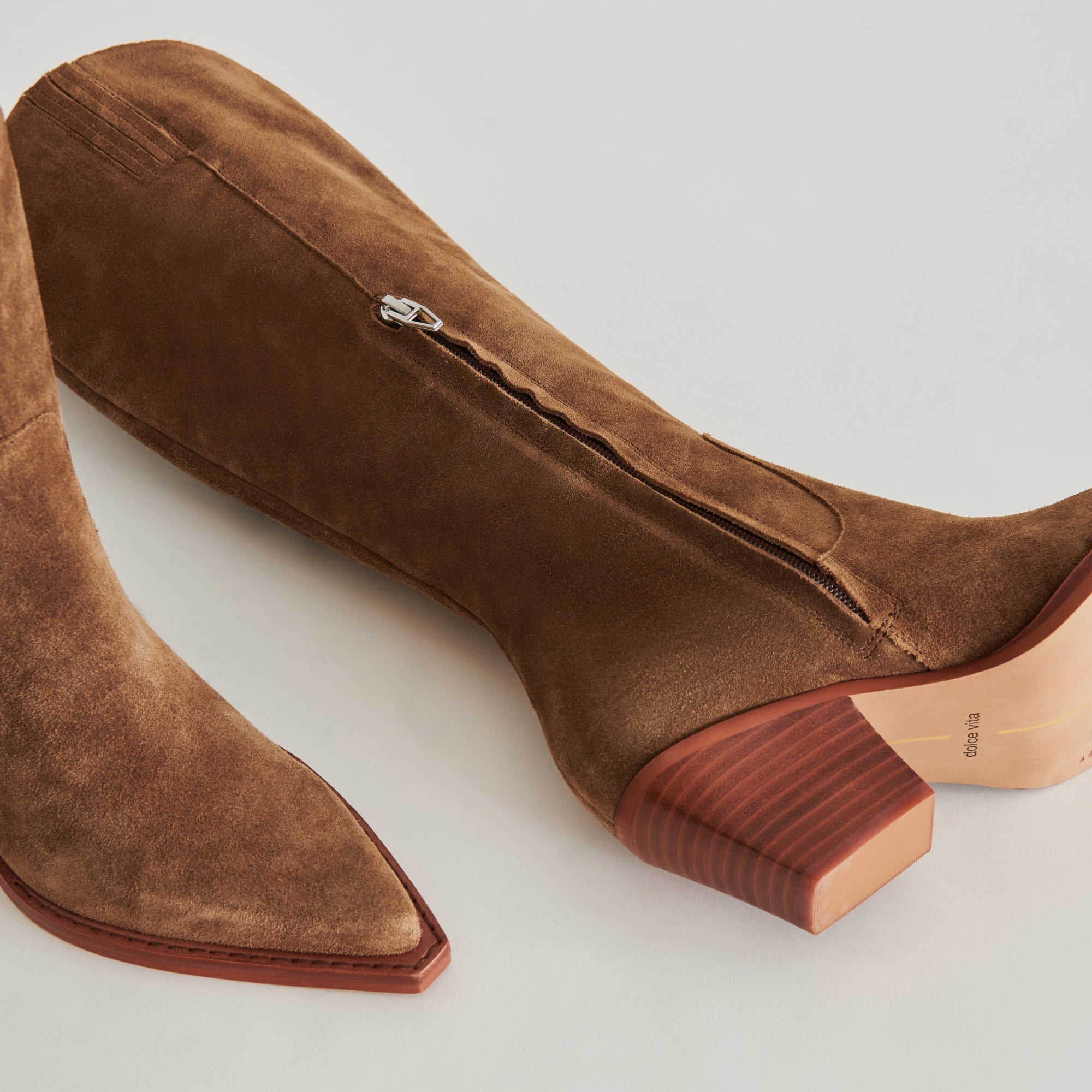 DOLCEVITA-BOOTS_RAJ_BROWNSUEDE_DETAILS_08.jpg