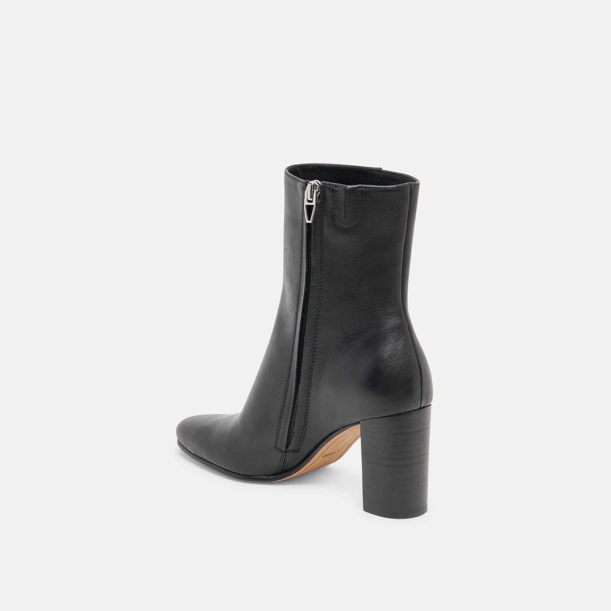 DOLCEVITA-BOOTS_SUZY_BLACKLEATHER-09_d8d6efa4-e8b8-4b7f-81e4-c7d6052dc2d4.jpg