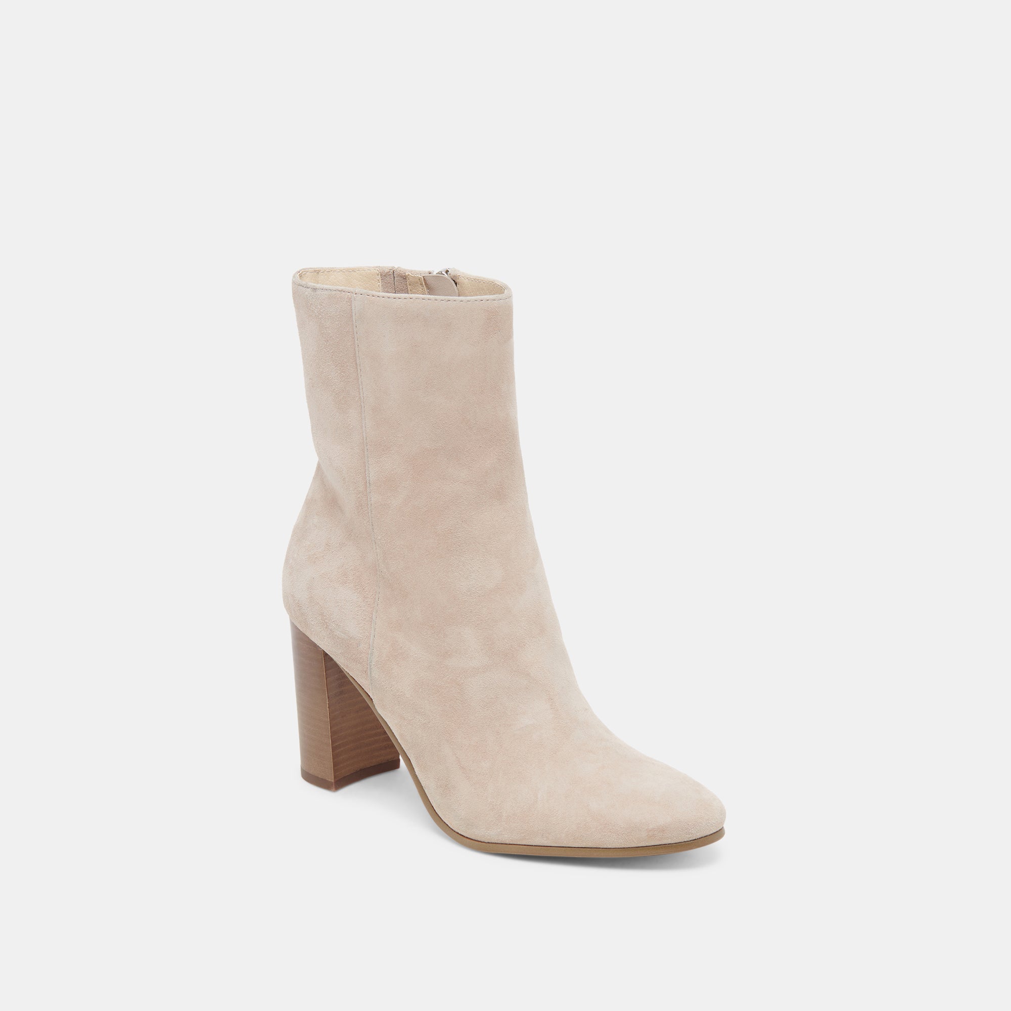 DOLCEVITA-BOOTS_SUZY_TAUPE_SUEDE-01_c584db1d-2ba4-43cb-8af4-e310901b579c-1.jpg