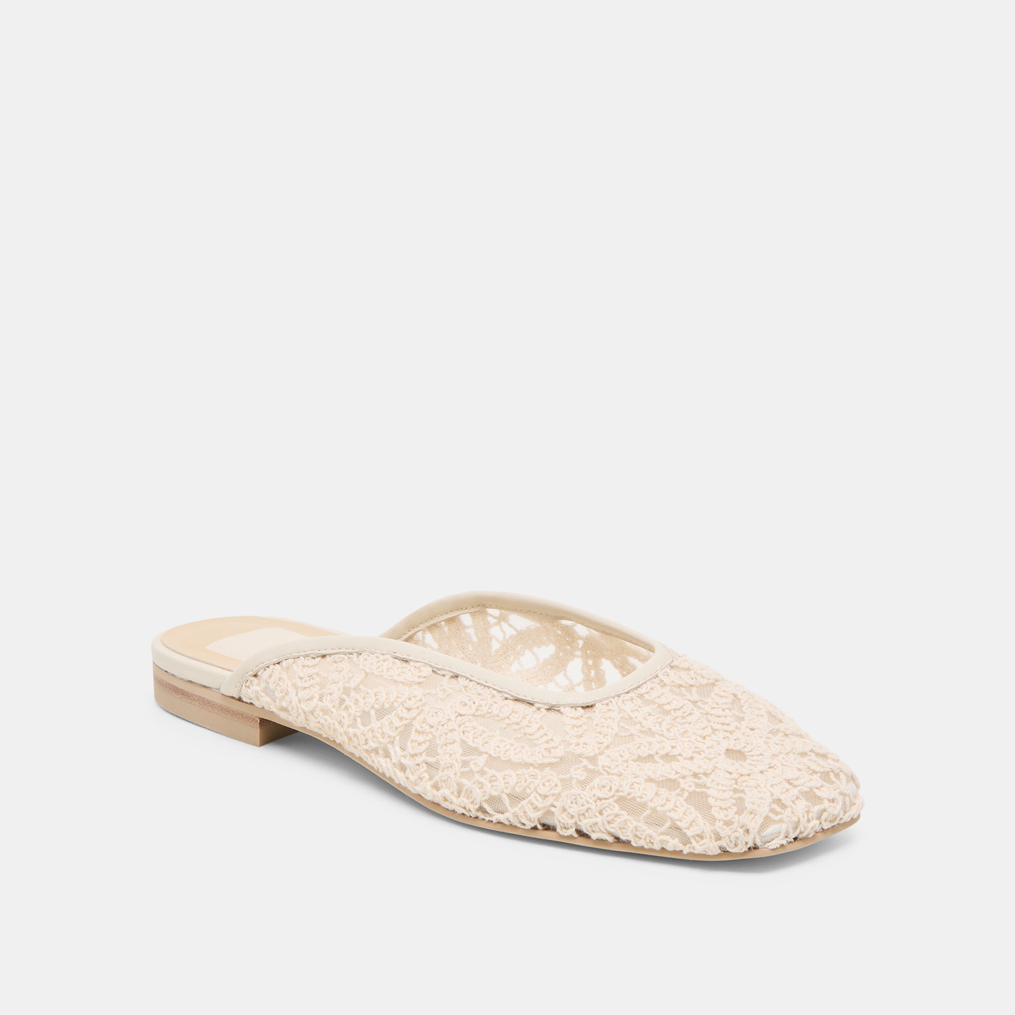 DOLCEVITA-FLATS_AUBRIE_IVORYMACRAMEMESH-01-1.jpg