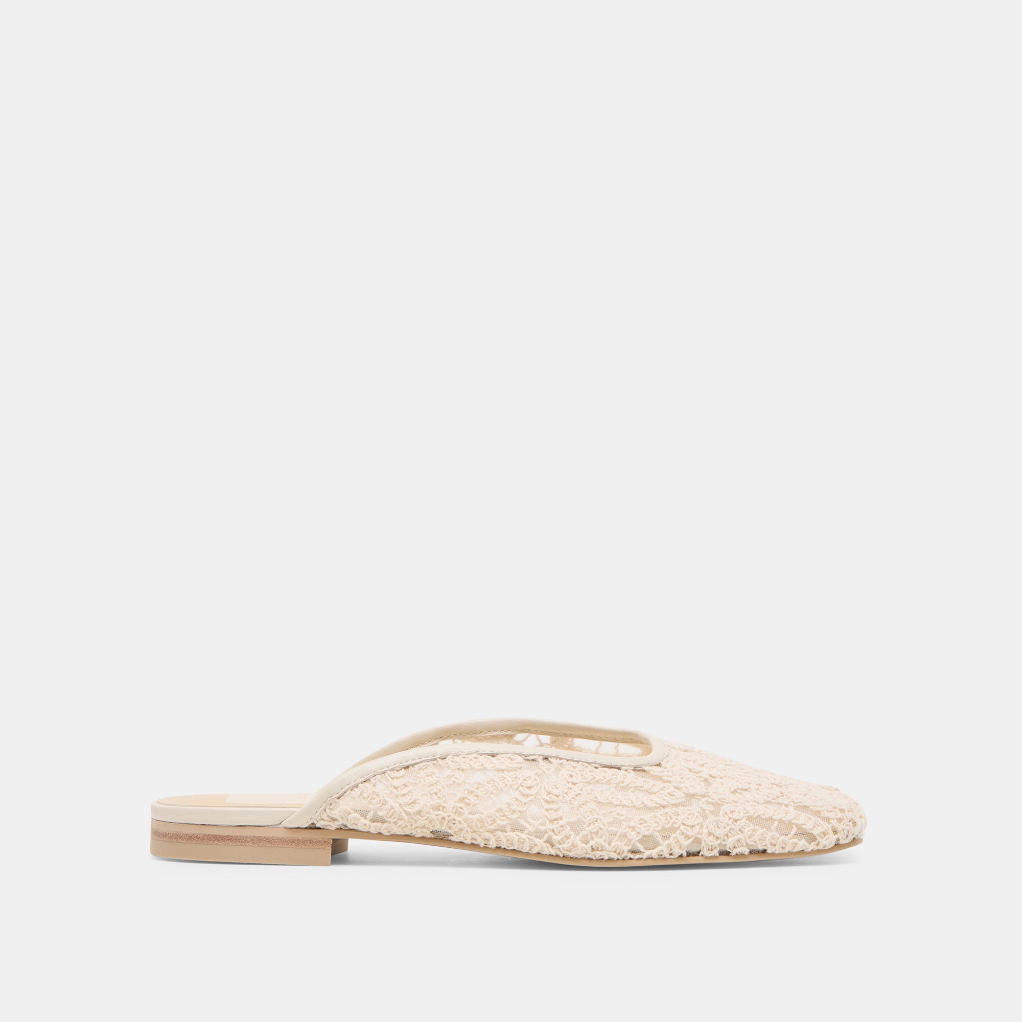 DOLCEVITA-FLATS_AUBRIE_IVORYMACRAMEMESH-02-1.jpg