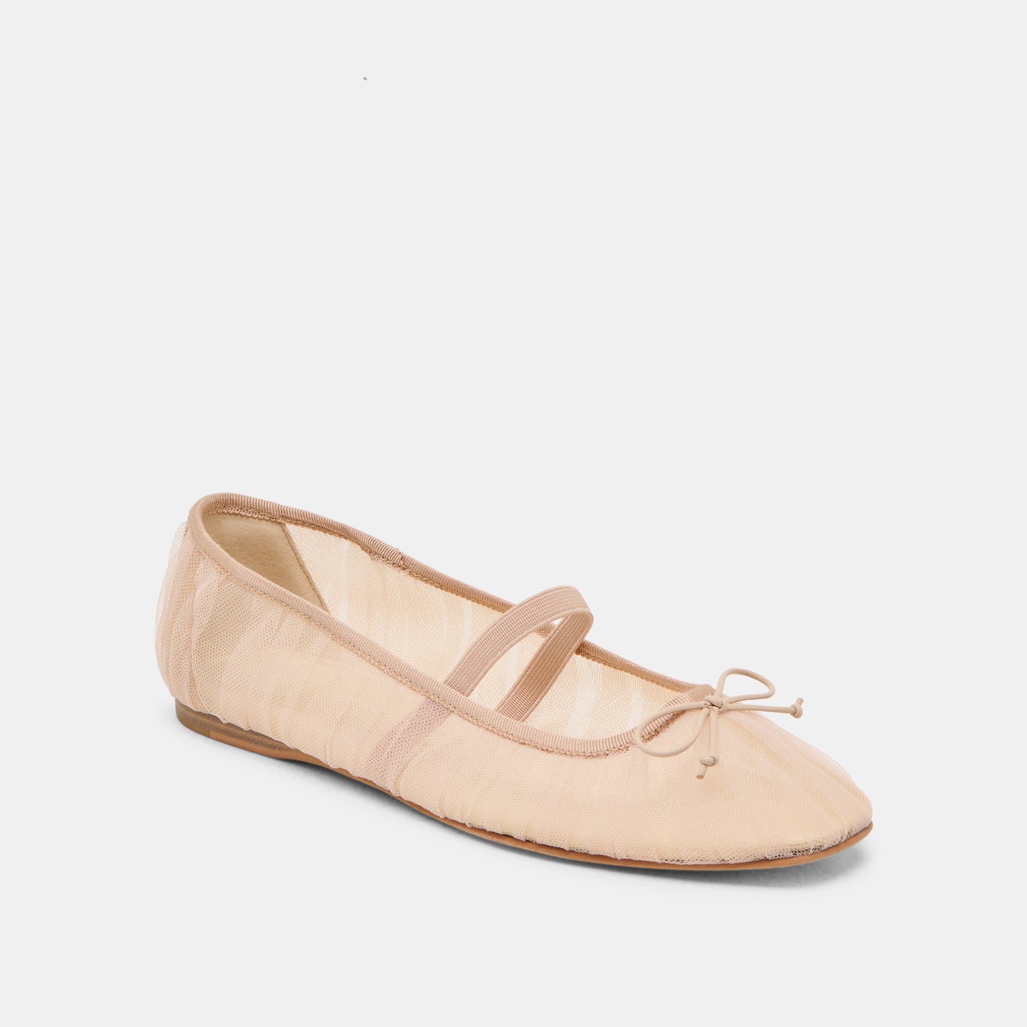 DOLCEVITA-FLATS_RAEVEN_PRALINETULLE-01.jpg