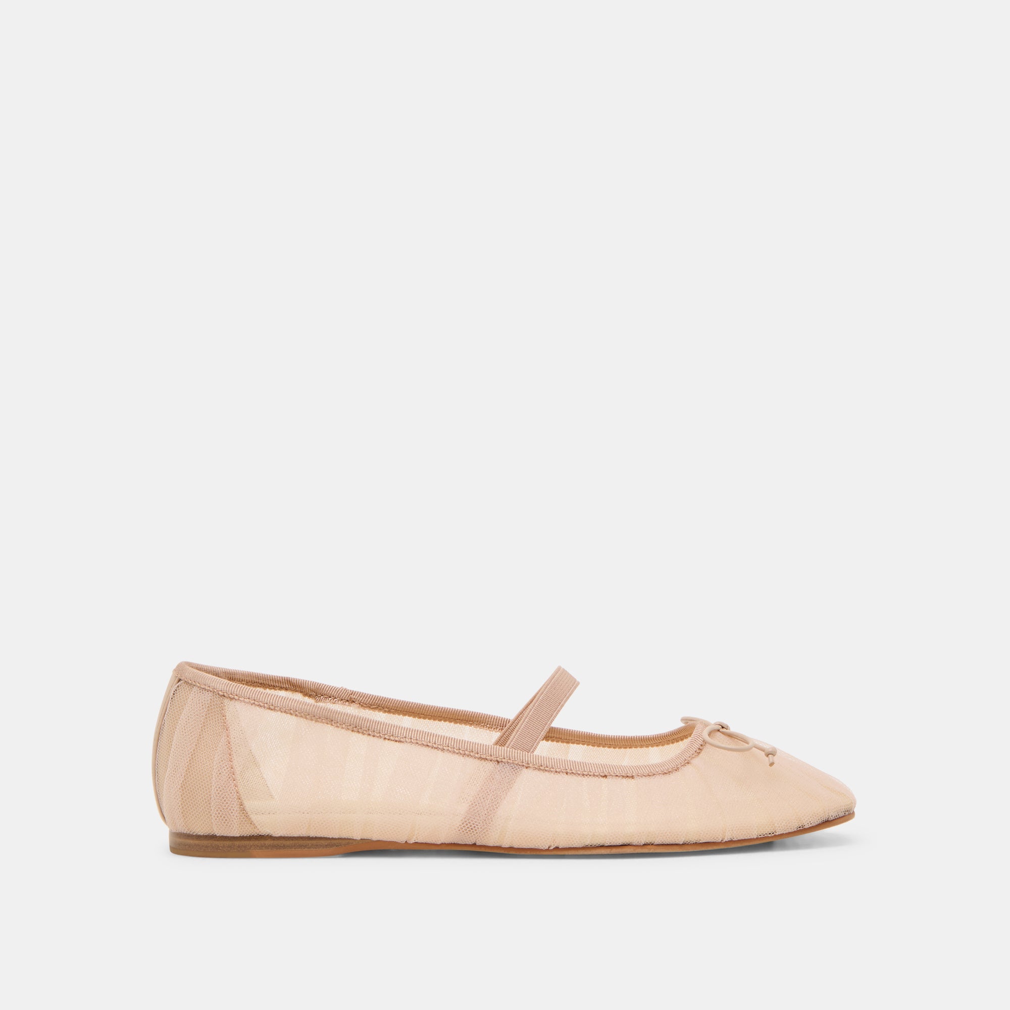 DOLCEVITA-FLATS_RAEVEN_PRALINETULLE-02-1.jpg