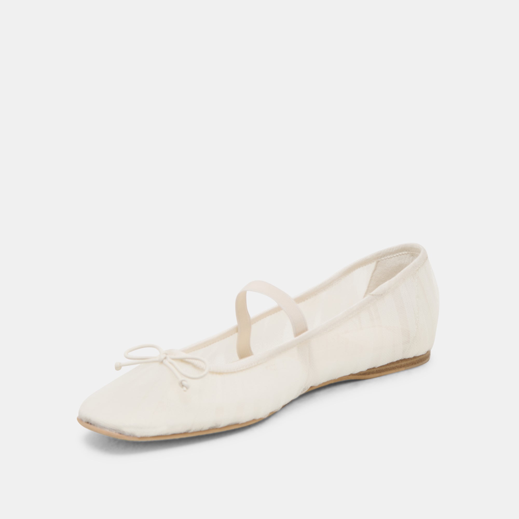 DOLCEVITA-FLATS_RAEVEN_WHITETULLE-08-1.jpg