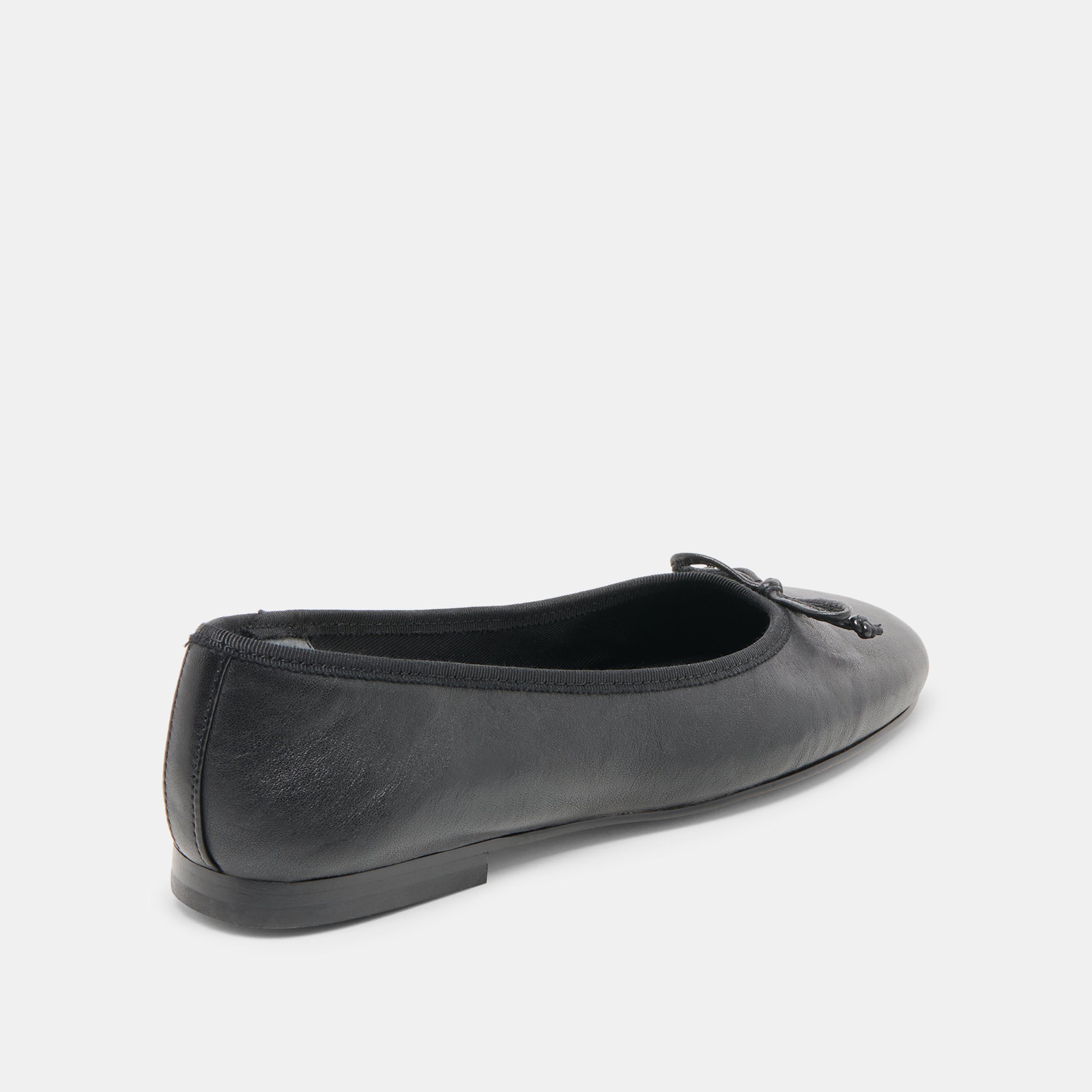 DOLCEVITA-FLATS_RITLA_BLACKLEATHER-03.jpg