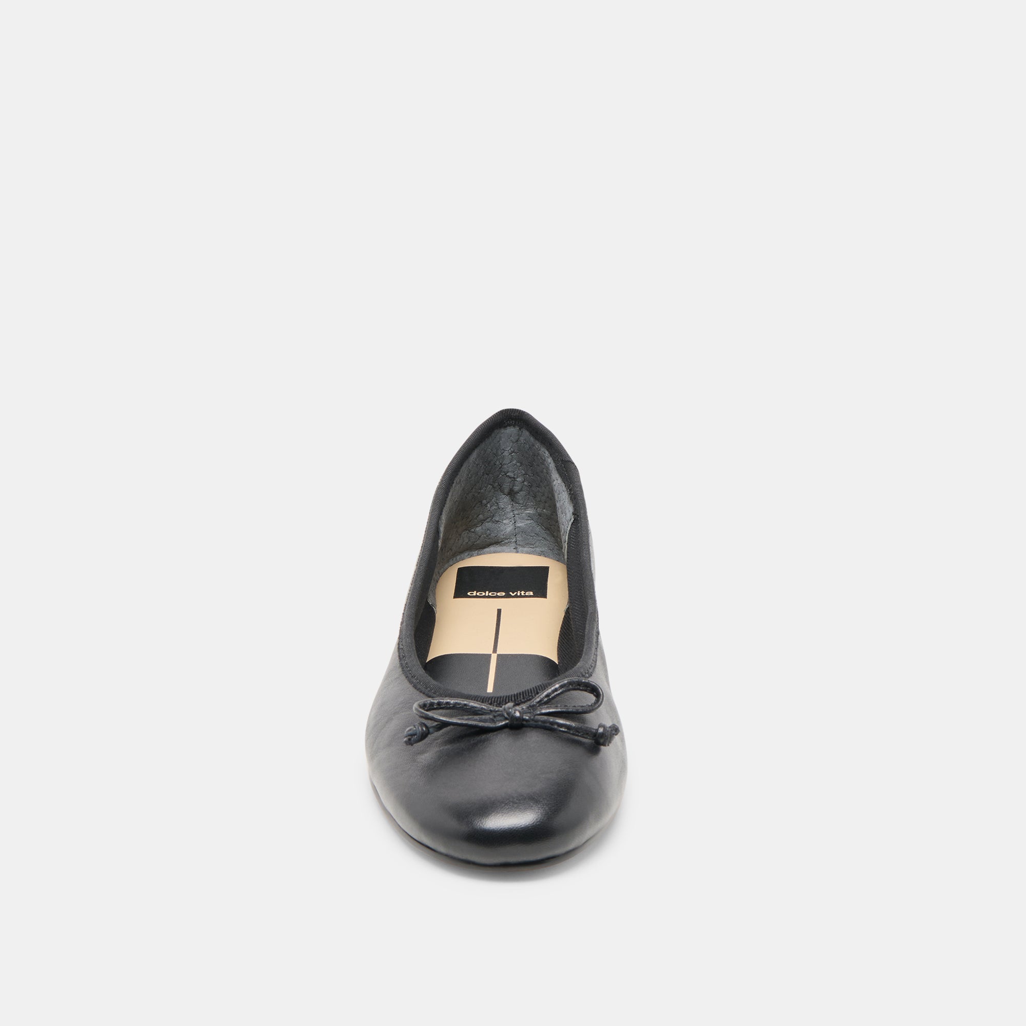 DOLCEVITA-FLATS_RITLA_BLACKLEATHER-04.jpg