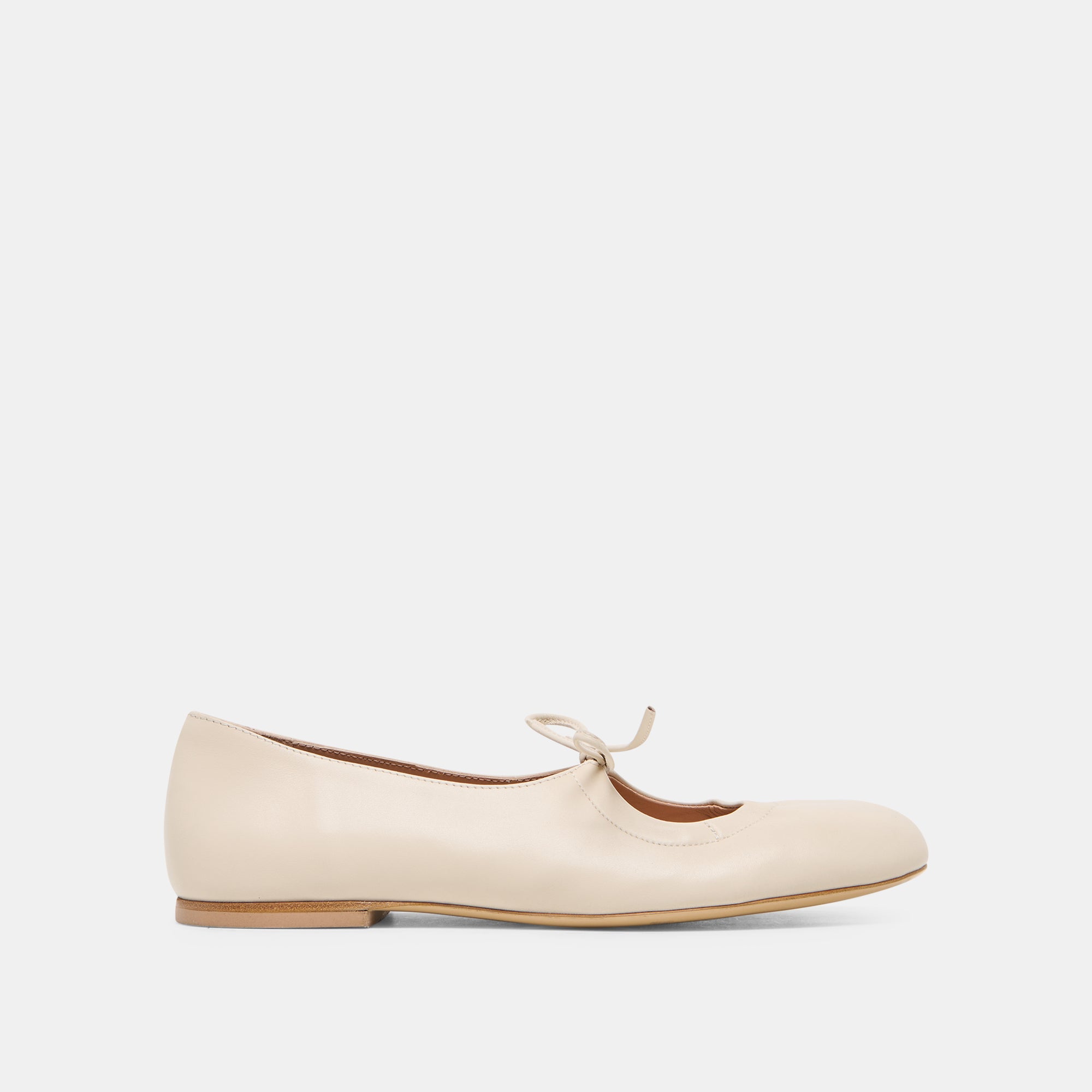 DOLCEVITA-FLAT_PAZEY_BONELEATHER-02-1.jpg