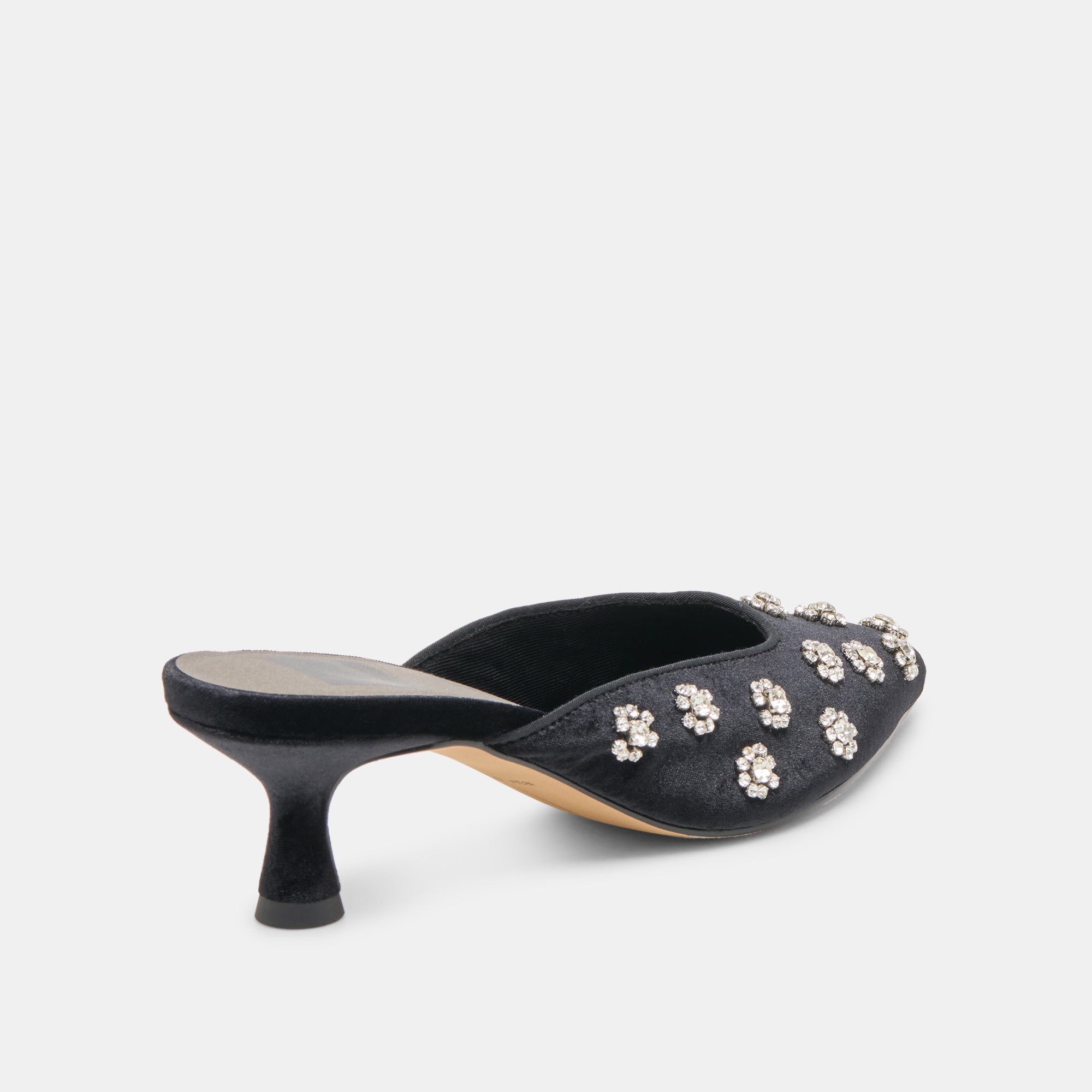 DOLCEVITA-HEELS_CLARA_NEROVELVET-03.jpg