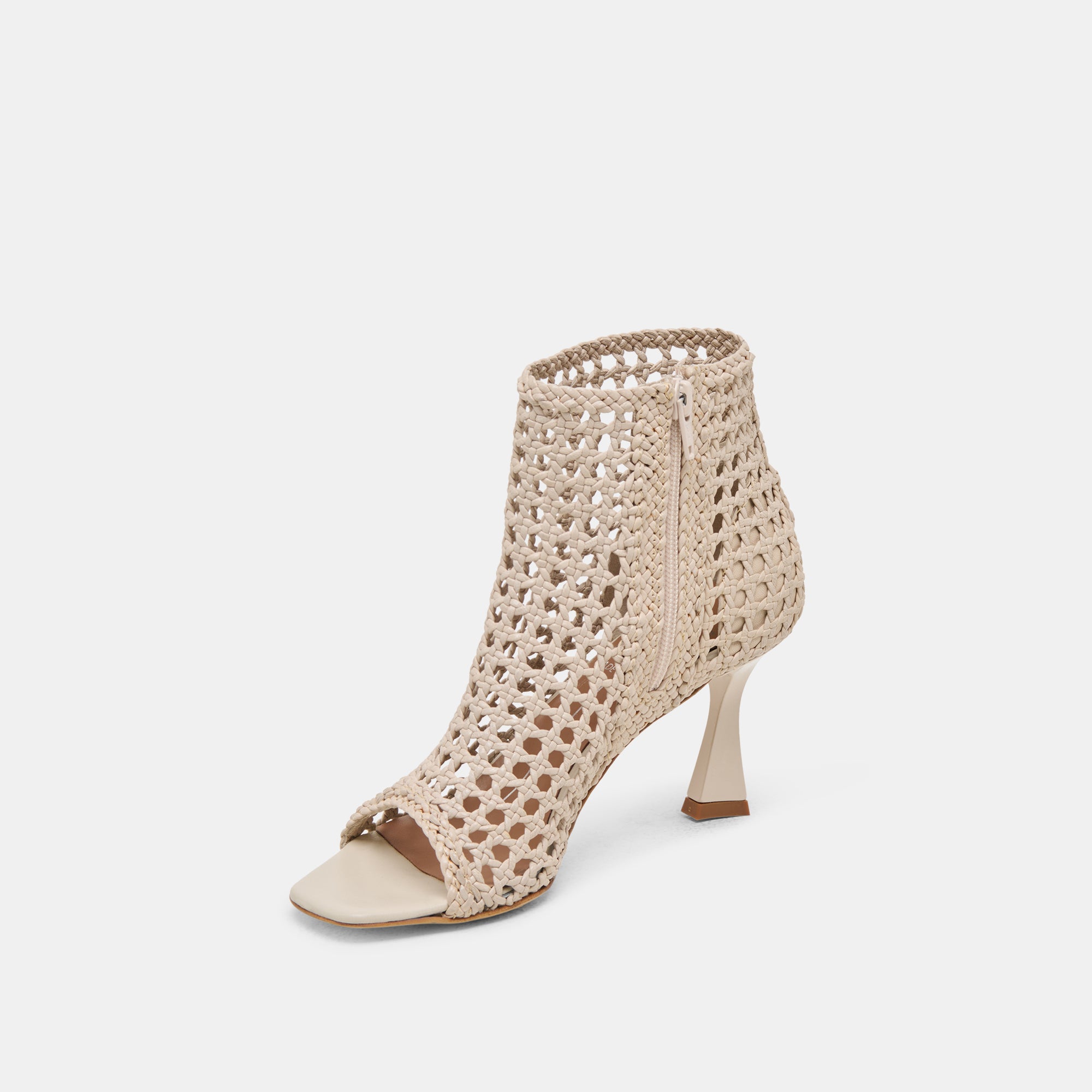 DOLCEVITA-HEELS_QUIN_BONEWOVENLEATHER-08-1.jpg