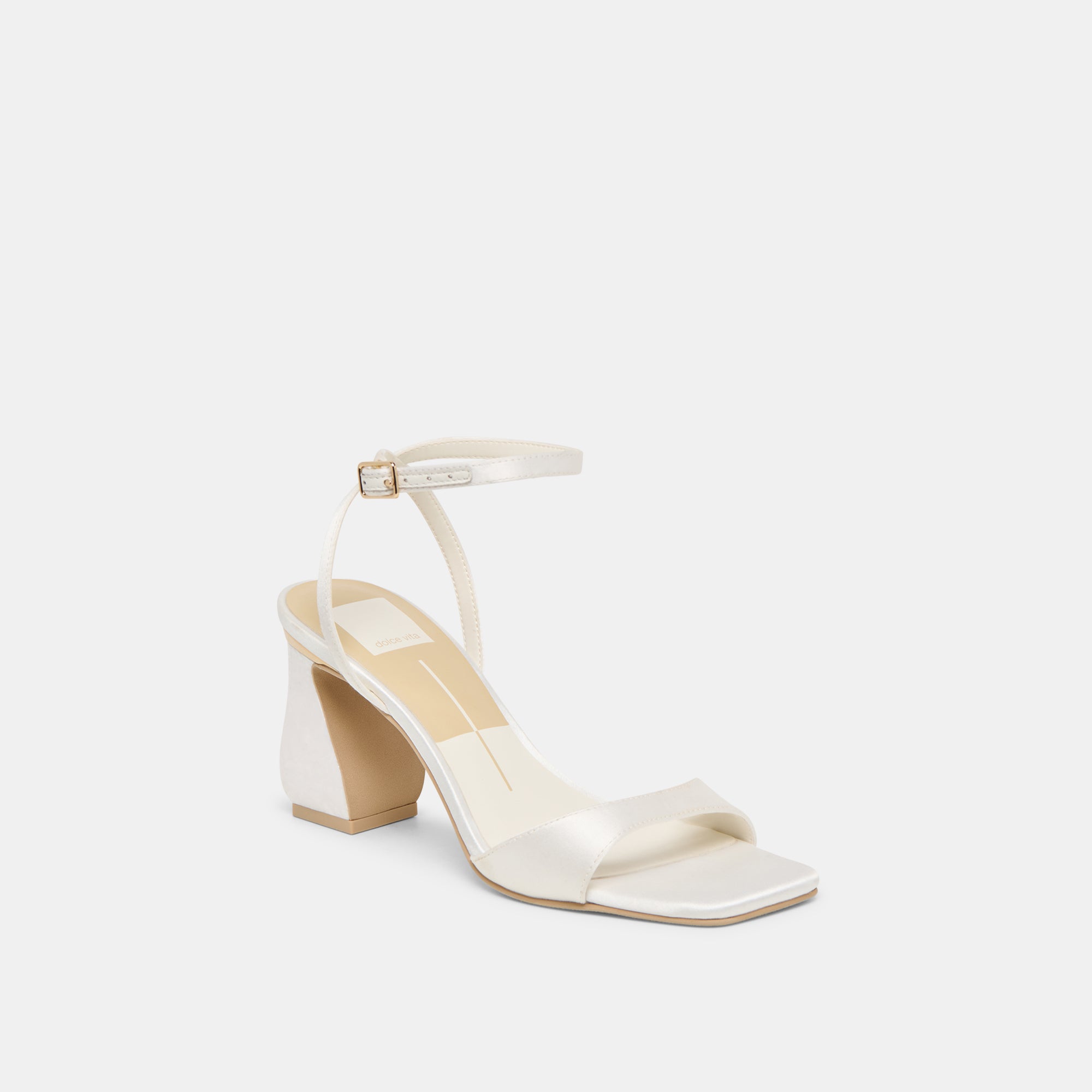 DOLCEVITA-HEELS_TILDA_TRUEWHITESATIN-01.jpg