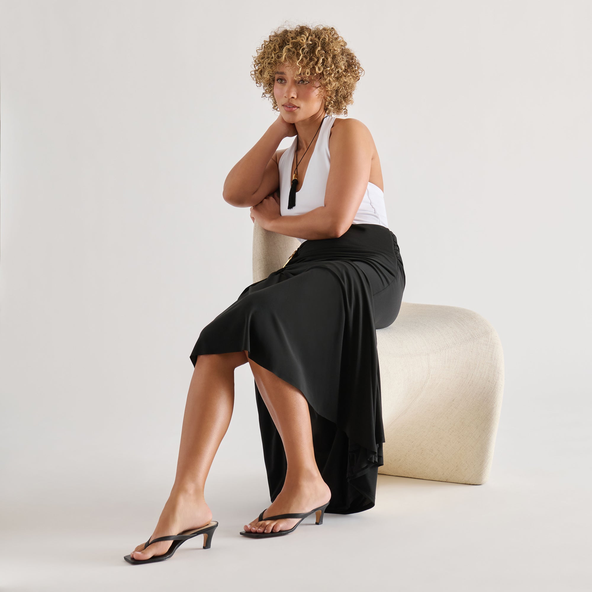 DOLCEVITA-HEEL_RAMIA_BLACKLEATHER_02.jpg