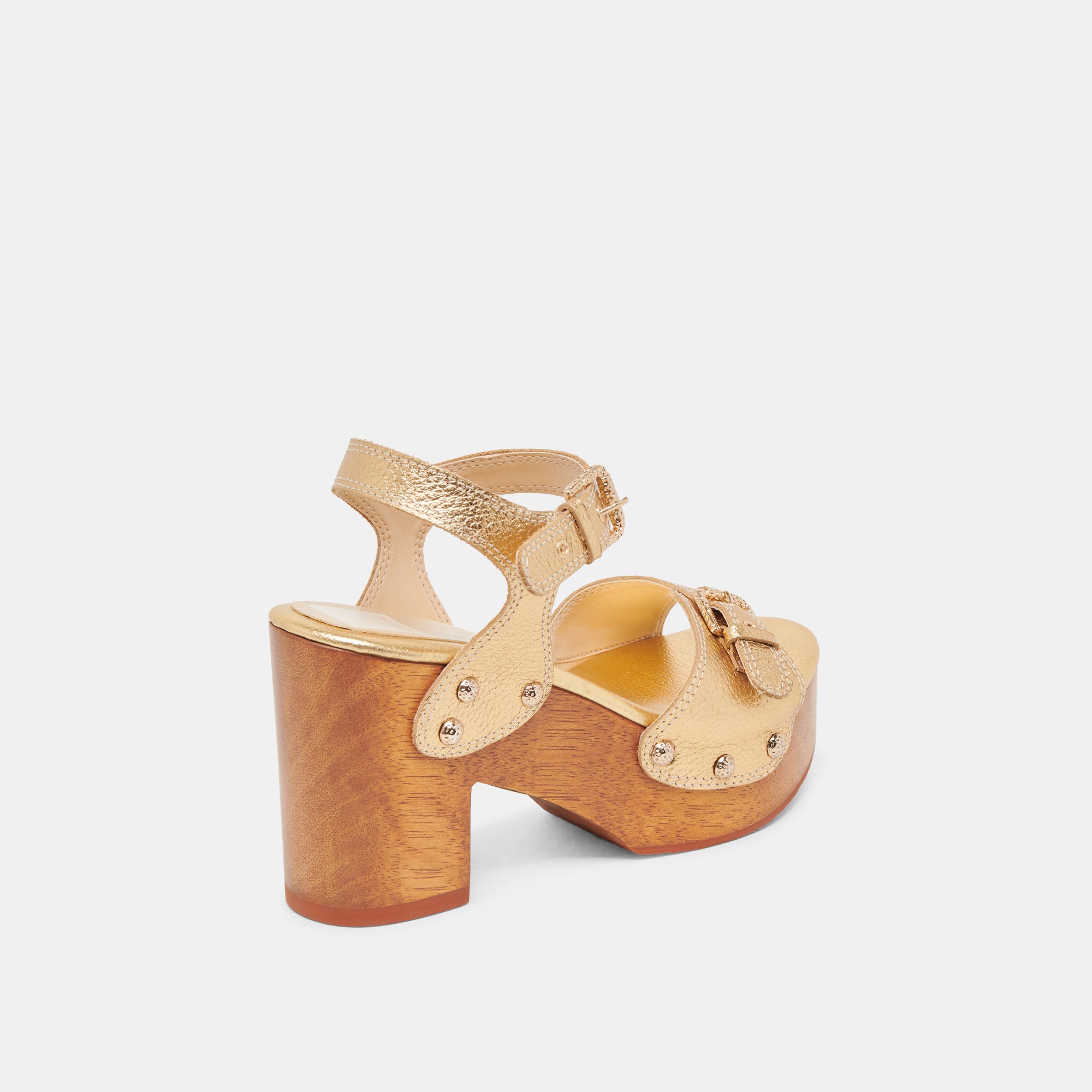 DOLCEVITA-SANDALS_YANDY_GOLDLEATHER-03.jpg