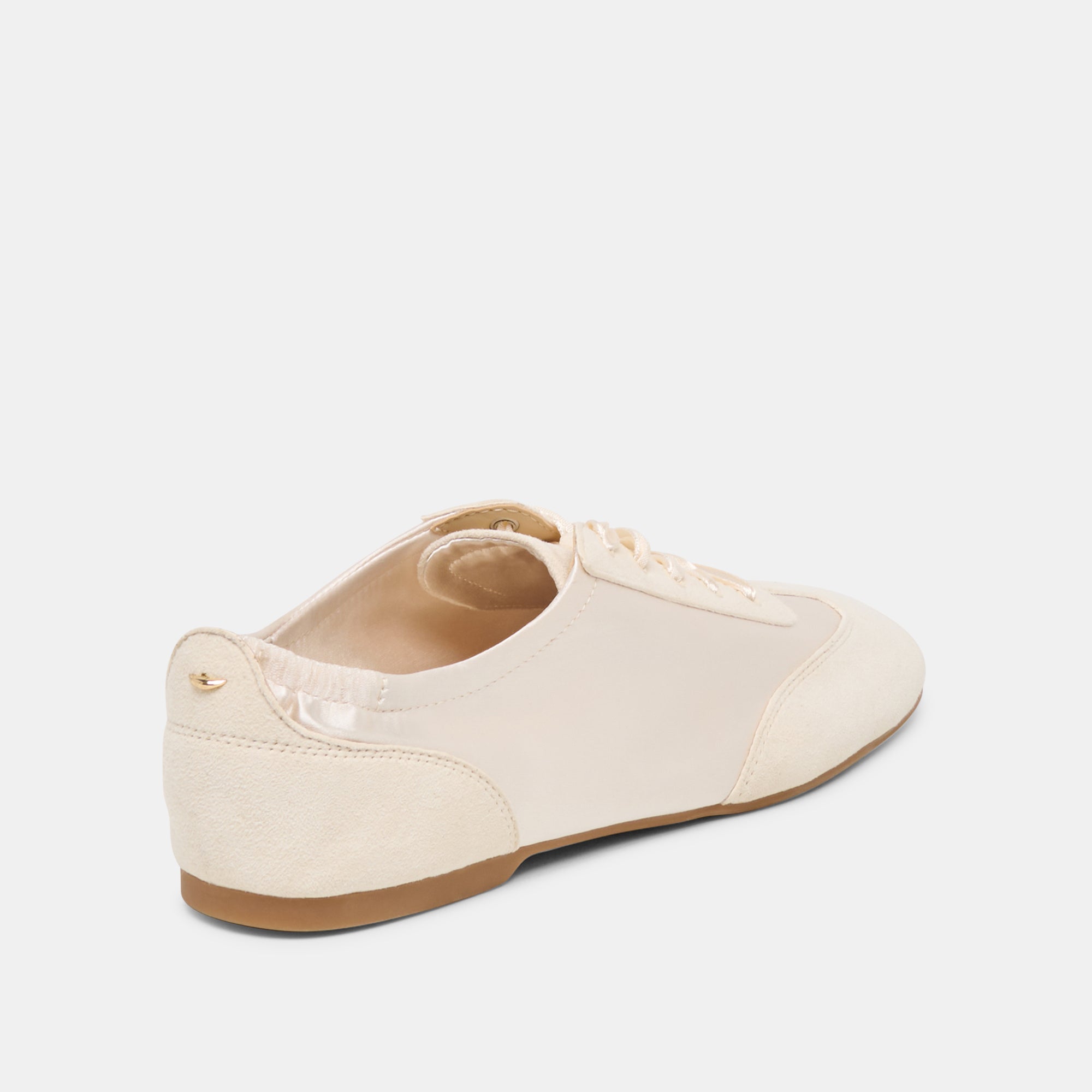 DOLCEVITA-SNEAKER_ITZY_VANILLASATIN-03.jpg