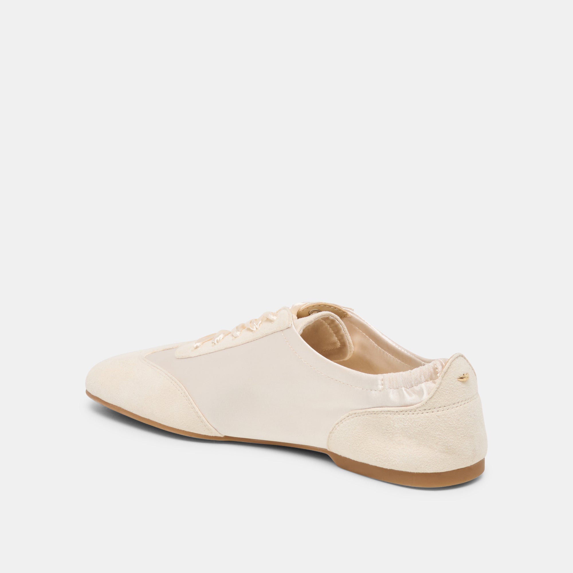 DOLCEVITA-SNEAKER_ITZY_VANILLASATIN-09.jpg