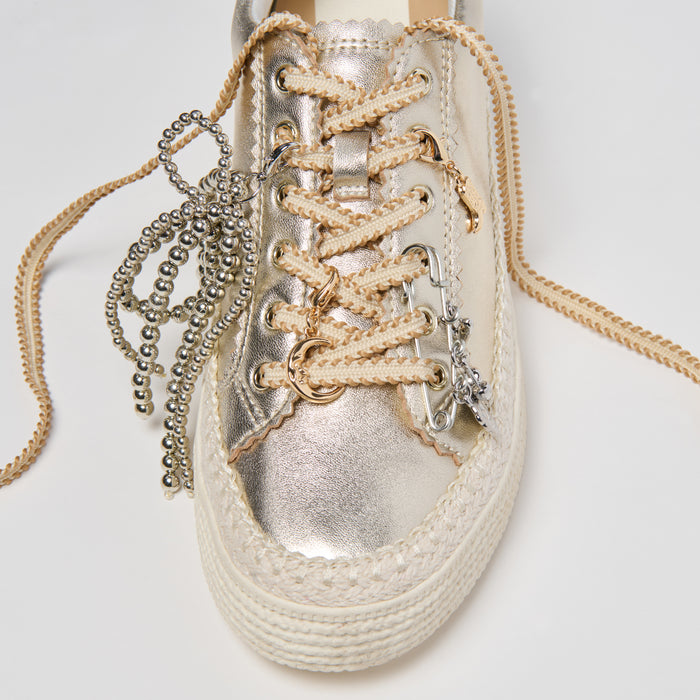 DOLCEVITA-STYLEDCHARMS_LACES_5.jpg
