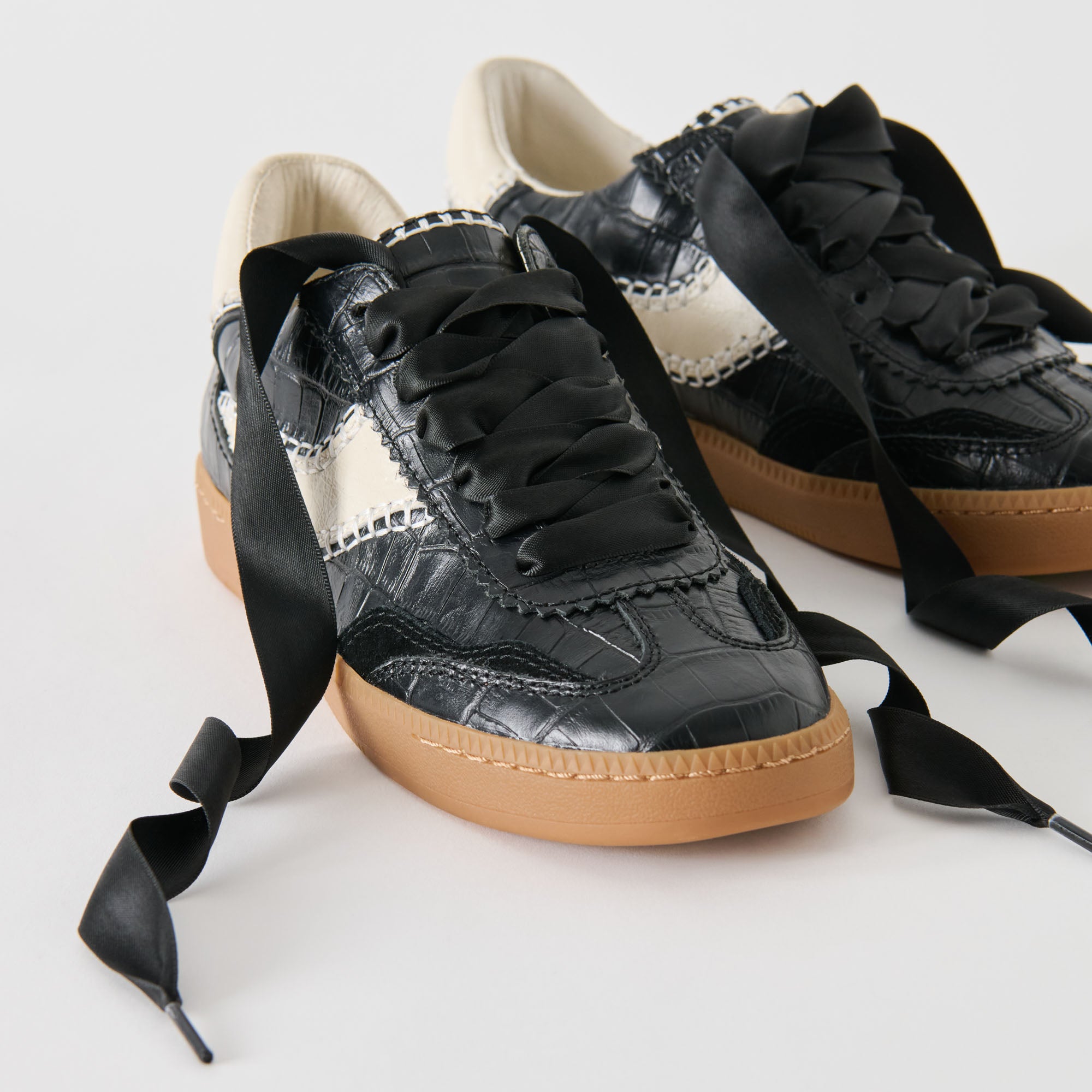 DOLCEVITA-STYLEDLACES_18-1.jpg